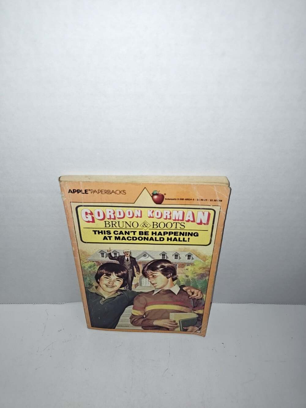 Gordon Korman Bruno & Boots This Can't Be Happening At Macdonald Hall! 1978 Book
